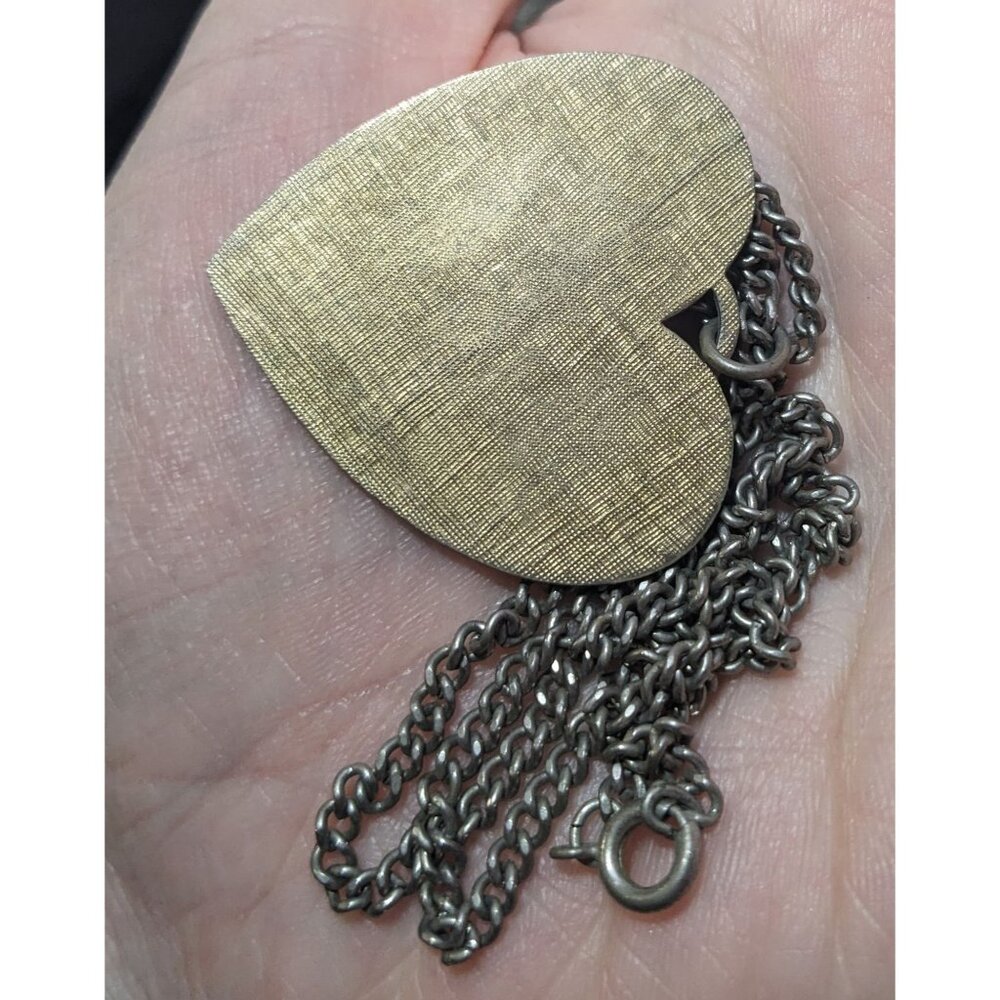 Vintage Engravable Heart Shaped Loves Gold Tone Pendant Necklace - Picture 11 of 12